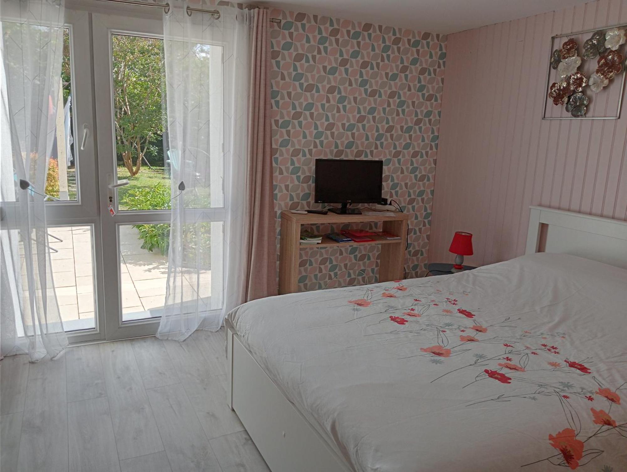 Chez Papinette, Proche Gare Et Centre, Pdj Compris Apartment Niort Exterior photo